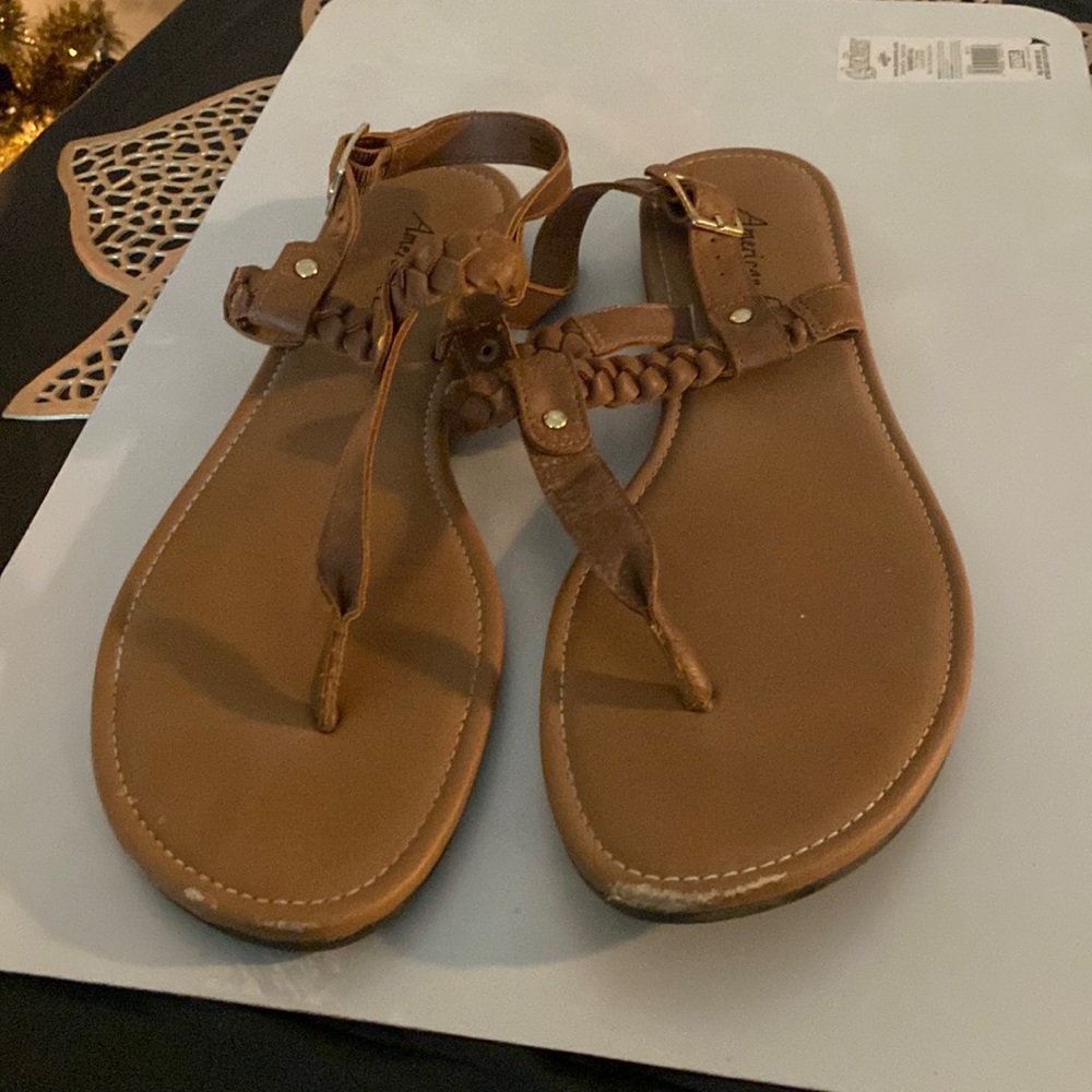 🔵 brown sandal size 9.5 American eagle